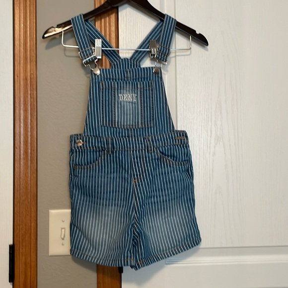 Girls DKNY overalls - Like New - Picture 1 of 1